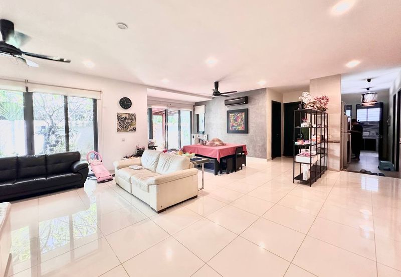 Bangi Lakehill Villas