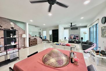 Bangi Lakehill Villas