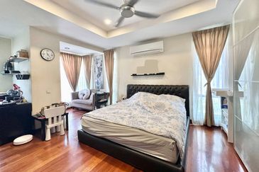 Bangi Lakehill Villas