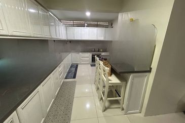 Seksyen 4, Shah Alam