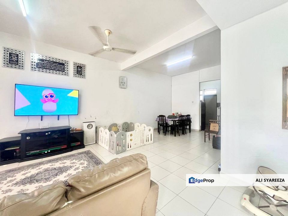 Taman intan Baiduri, Salak Tinggi Sepang 2 storey terrace for sale, Selangor, Sepang