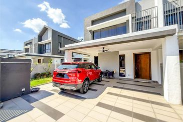 Casablanca 1 @ Alam Impian