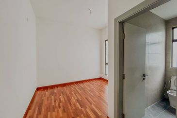 Casablanca 1 @ Alam Impian