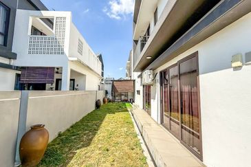 Casablanca 1 @ Alam Impian