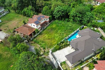 Kampung Sungai Ramal Luar