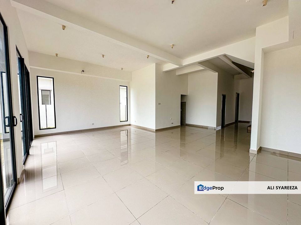 Sejati Lakeside 2 Cyberjaya double Storey Semi Detached house for sale, Selangor, Cyberjaya