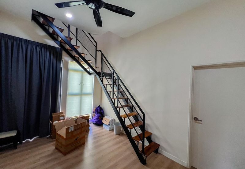 Monet Springtime @ Sunsuria City