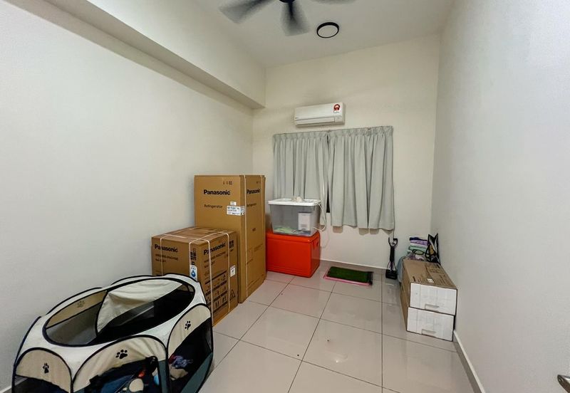 Monet Springtime @ Sunsuria City