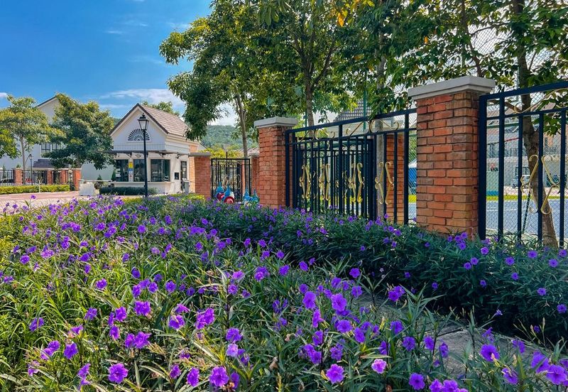 Monet Springtime @ Sunsuria City