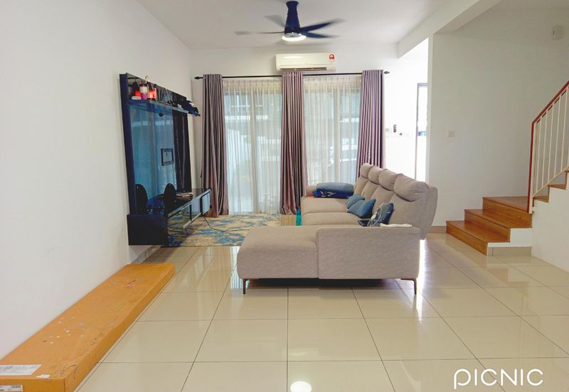 Serenia Adiva @ Serenia City