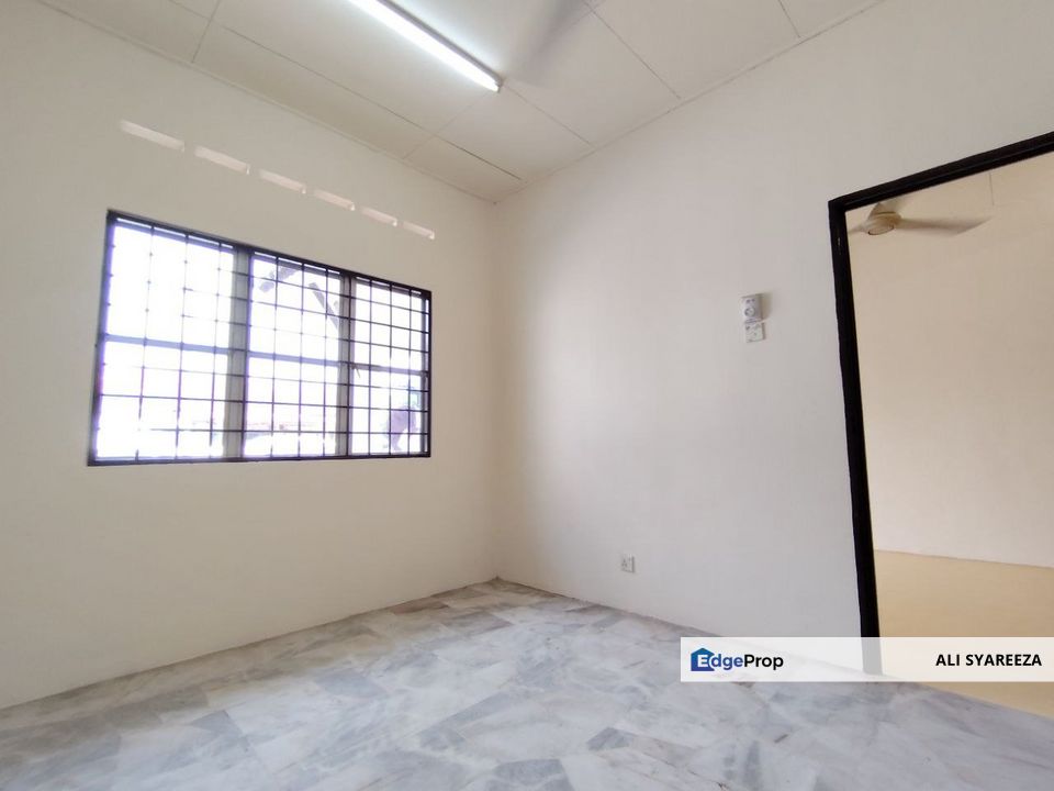 Bandar Mahkota Banting Single storey terrace house for sale, Selangor, Banting
