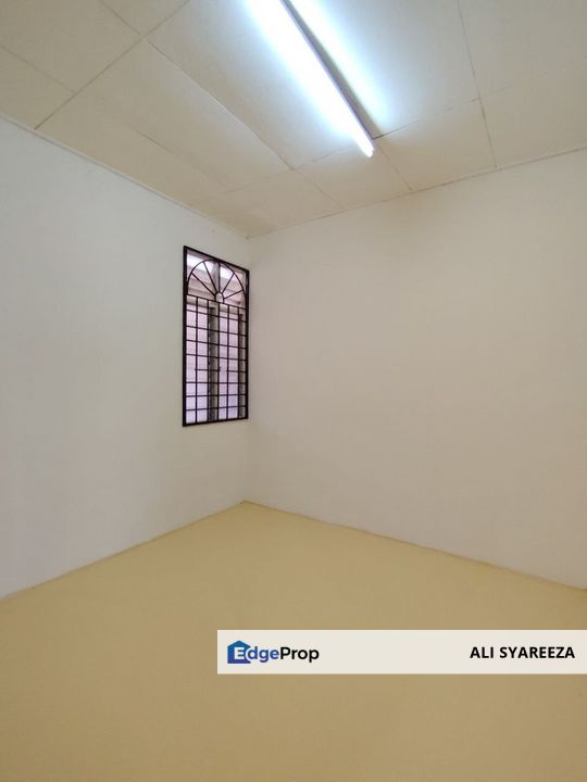 Bandar Mahkota Banting Single storey terrace house for sale, Selangor, Banting