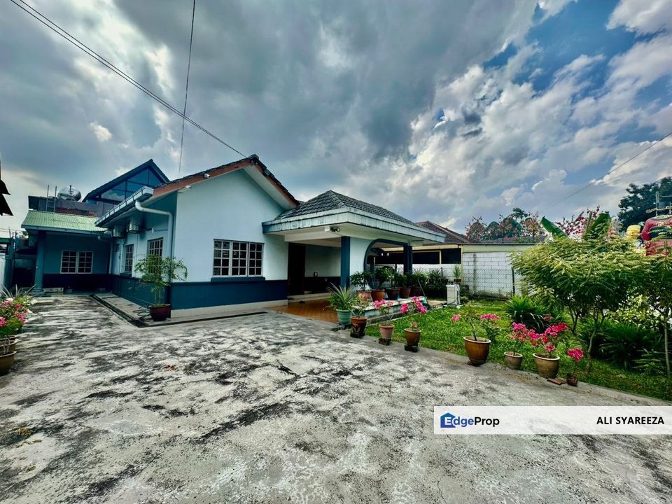 SEKSYEN 1 Petaling Jaya single storey bungalow house for sale, Selangor, Petaling Jaya