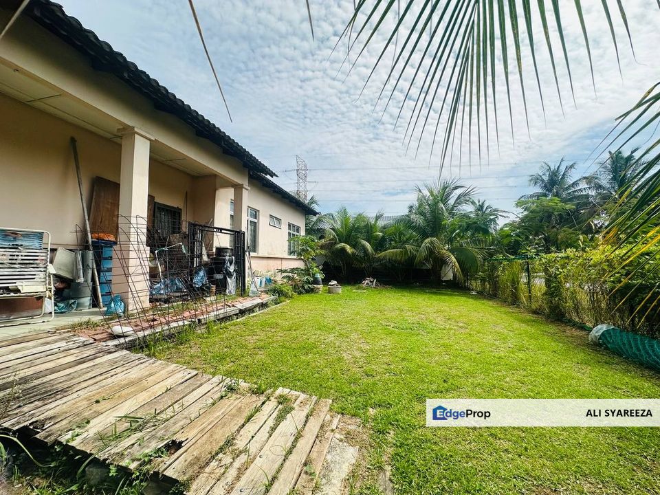 Taman Arked Dengkil Single storey Semi D House for sale, Selangor, Dengkil