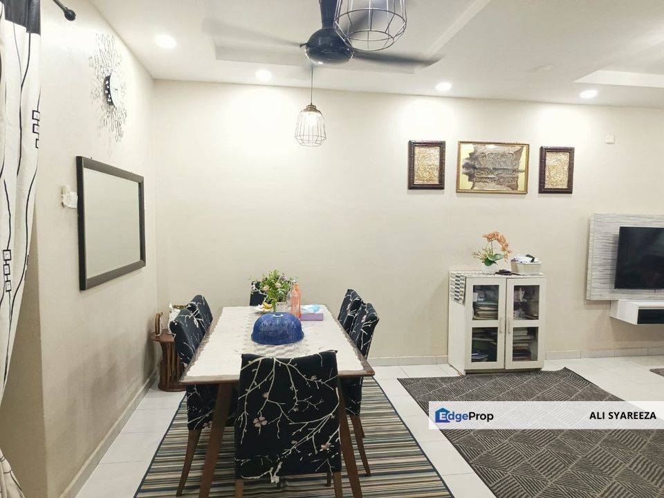 Taman Impian Cahaya Seksyen 30 Shah Alam Double Storey Terrace House for Sale , Selangor, Shah Alam