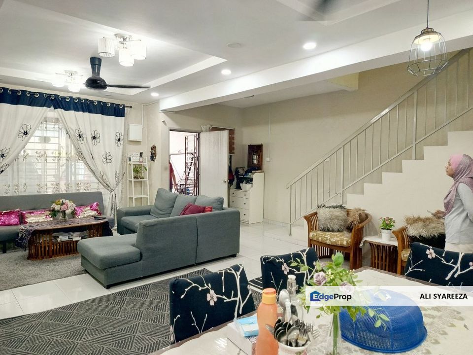 Taman Impian Cahaya Seksyen 30 Shah Alam Double Storey Terrace House for Sale , Selangor, Shah Alam