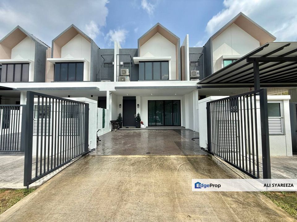 Serenia Aiora Serenia City Dengkil 2 storey terrace house for sale, Selangor, Dengkil