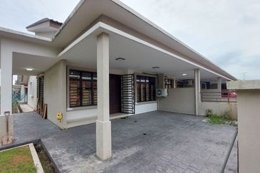 Bandar Mahkota Banting (Brooklands)