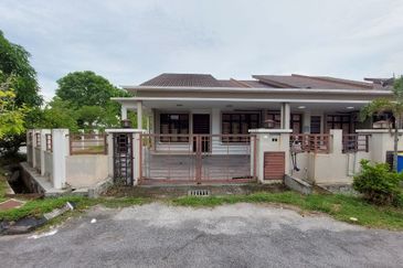 Bandar Mahkota Banting (Brooklands)