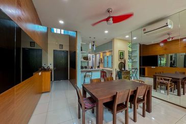 Symphony Hills Schumann