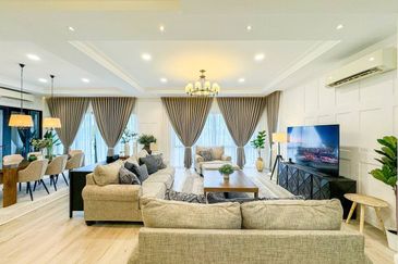 Lucent Residence @ twentyfive.7