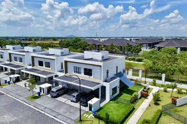 Sencilia @ Eco Sanctuary