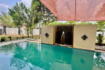 Kristal Court, Seksyen 7