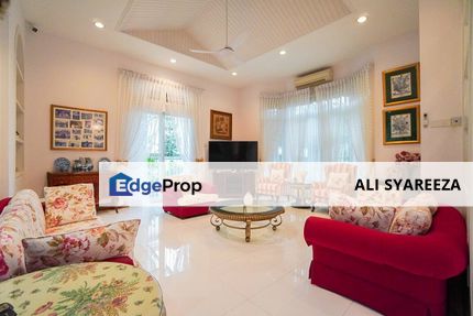 SS 19 Subang Jaya two and half Storey Bungalow for sale, Selangor, Subang Jaya