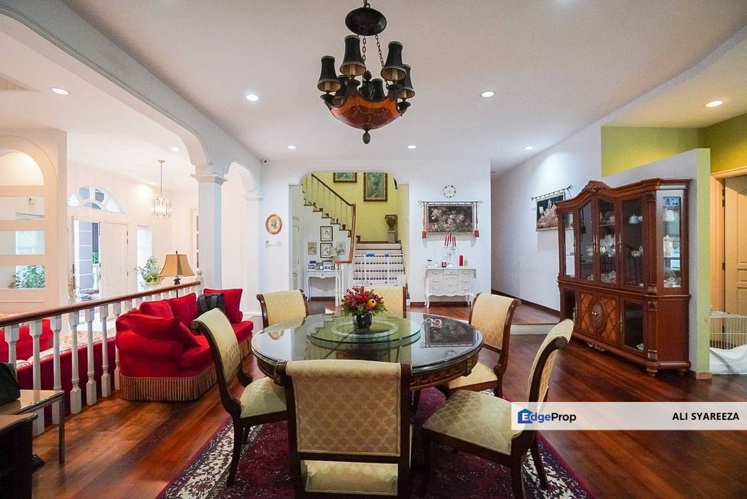 SS 19 Subang Jaya two and half Storey Bungalow for sale, Selangor, Subang Jaya