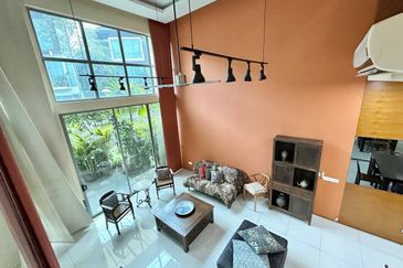 Symphony Hills Schumann