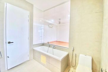 Duta Villa, Presint 14