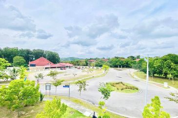 Duta Villa, Presint 14