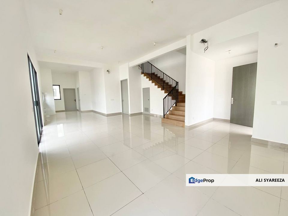 Sejati Lakeside Cyberjaya Double storey Semi Detached for sale, Selangor, Cyberjaya