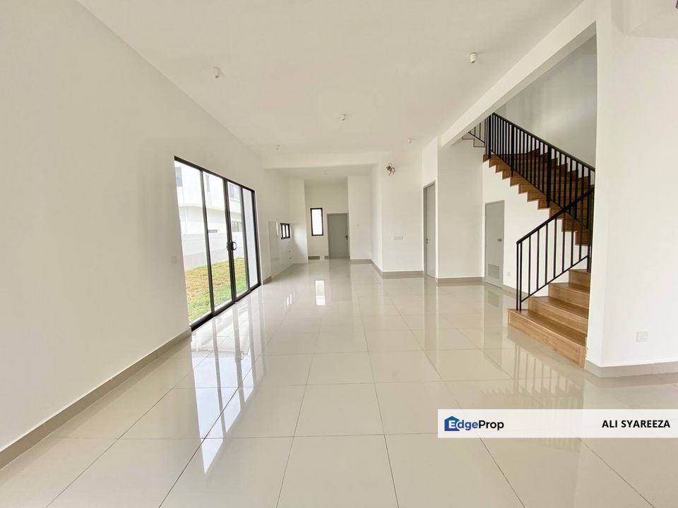 Sejati Lakeside Cyberjaya Double storey Semi Detached for sale, Selangor, Cyberjaya