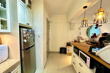 Apartment Putra 1 (Pangsapuri Putra 1)