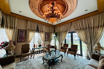 Perdana Lakeview East