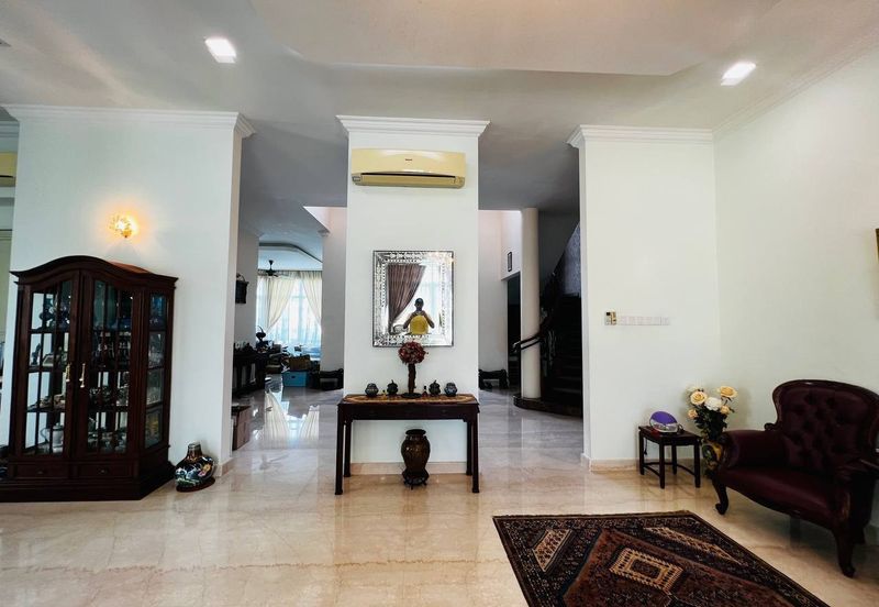 Perdana Lakeview East