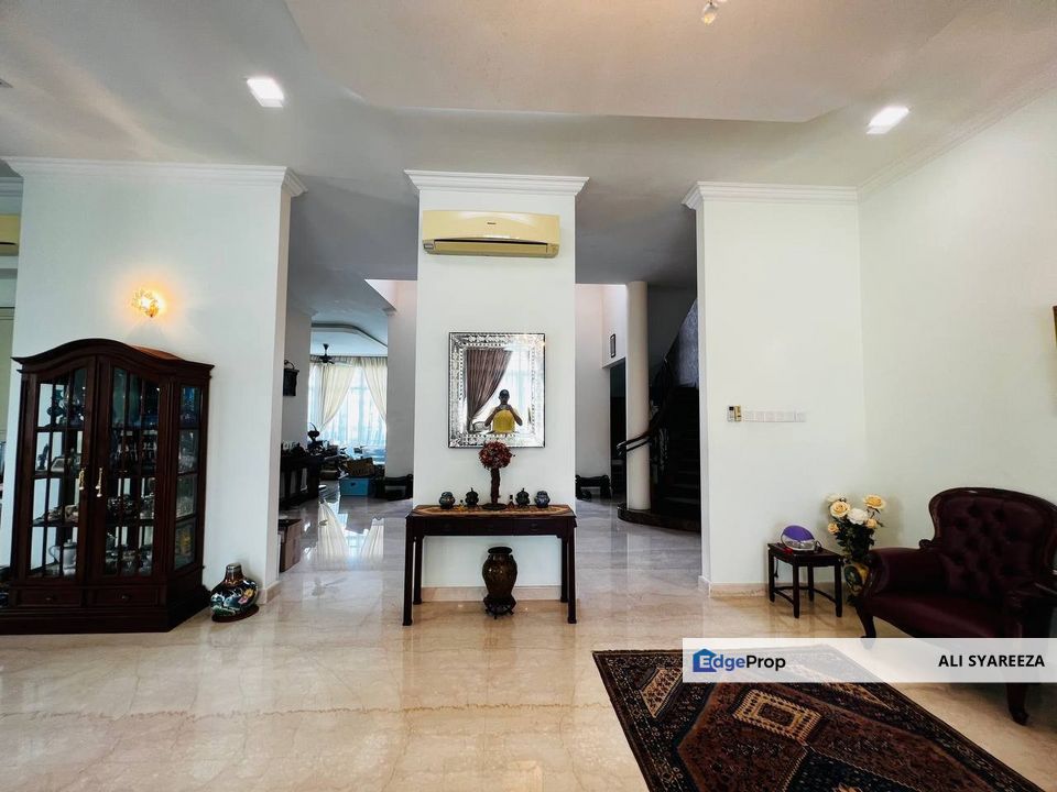 Perdana Lakeview East Cyberjaya two and half storey Bungalow for sale, Selangor, Cyberjaya