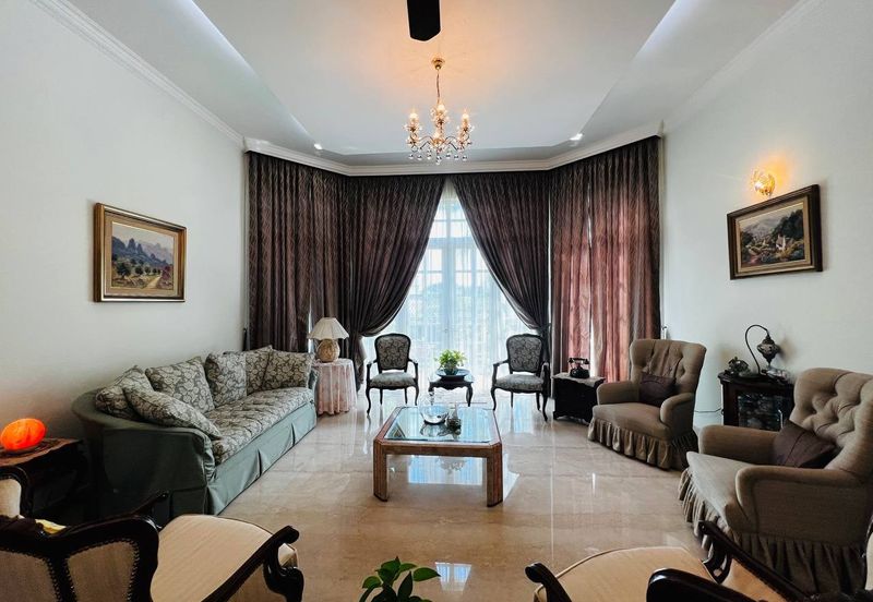 Perdana Lakeview East