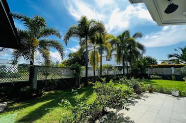 Perdana Lakeview East