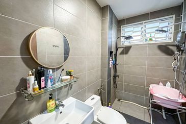 Bandar Baru Salak Tinggi