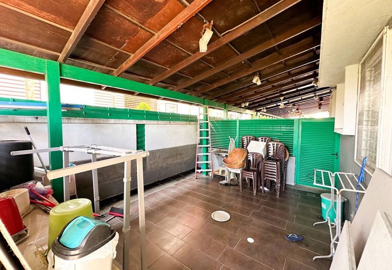 Titian, Bukit Jelutong