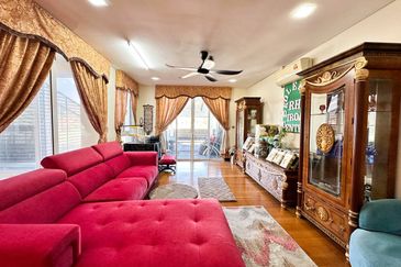 Titian, Bukit Jelutong