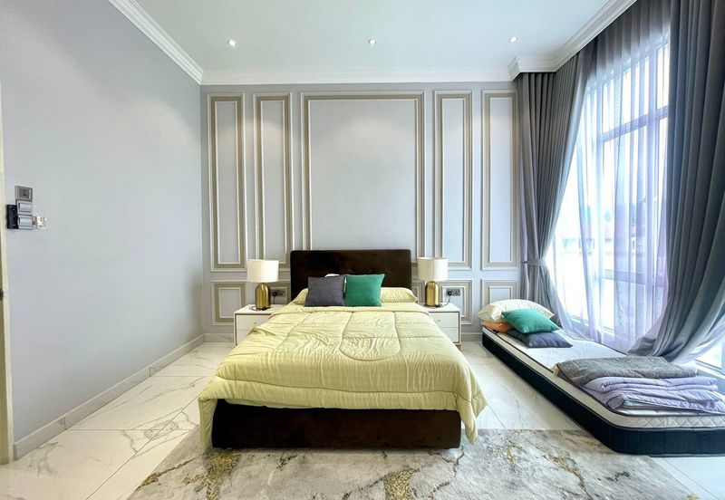 Putra Hill Residency