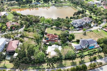 Seksyen 8, Kota Damansara