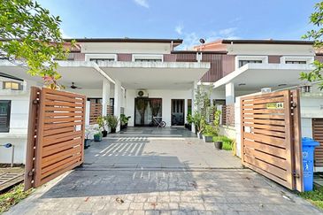 Pentas 6 @ Alam Impian