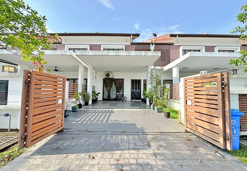 Pentas 6 @ Alam Impian