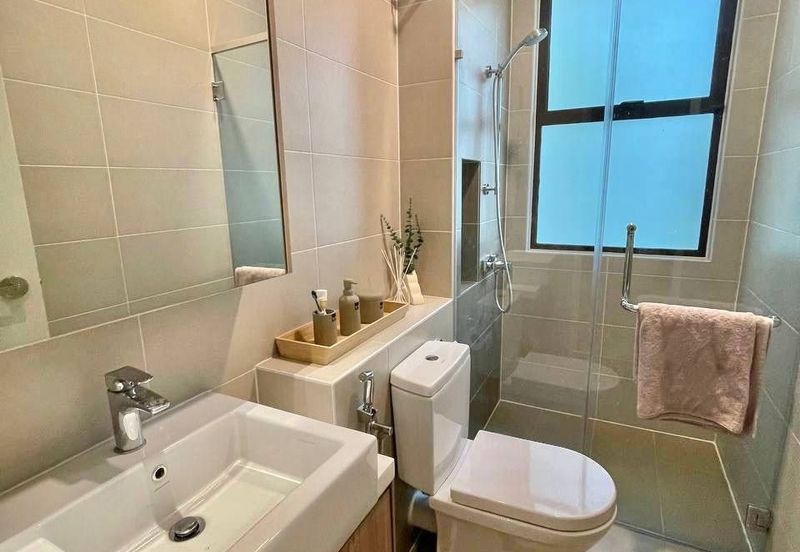 Isle of Kamares, Setia Eco Glades