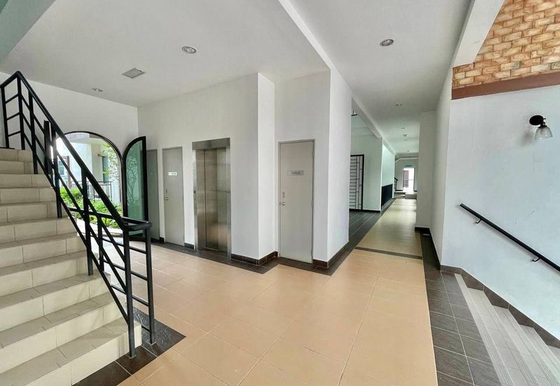 Isle of Kamares, Setia Eco Glades