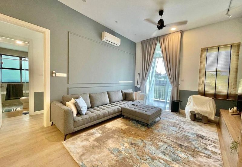 Isle of Kamares, Setia Eco Glades